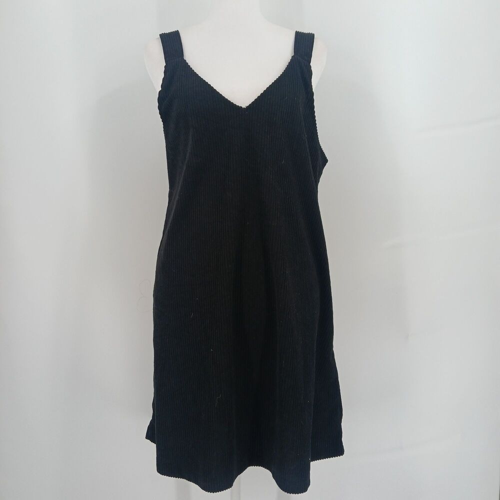 Shein Black Halter Neck Mini Dress Sleeveless Casual Summer Short Sundress LBD